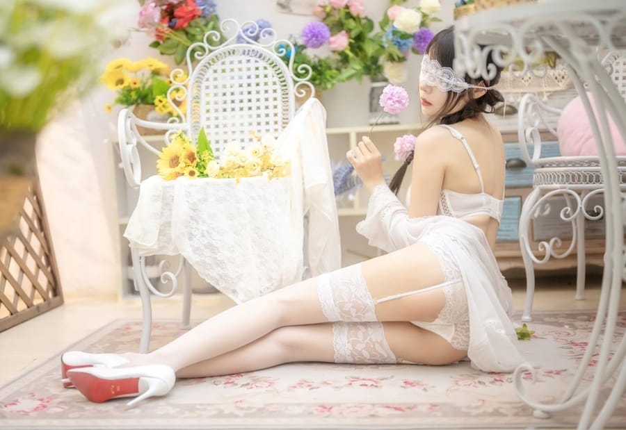 香草喵露露 –NO.021 白色玫瑰[49P2V/1.14GB]