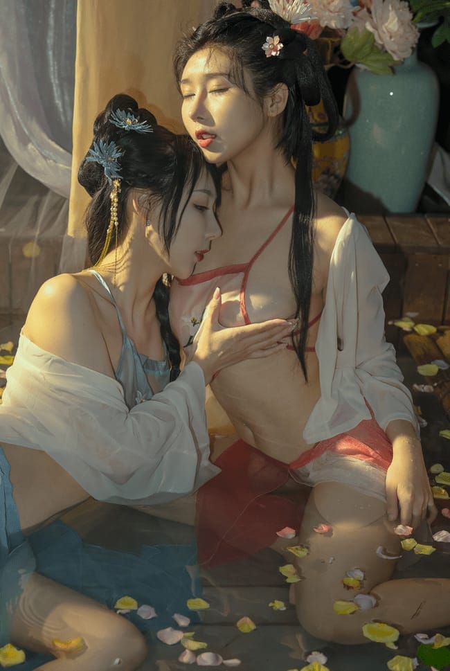 Genji云溪溪 – NO.24 奶桃 水池 [42P1V-1.38GB]