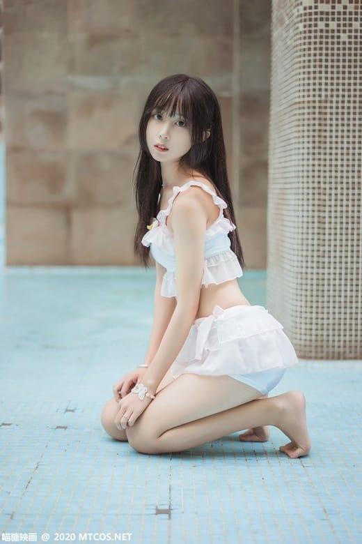 [喵糖映画]VOL.312 泳池萌妹 [35P/195MB]