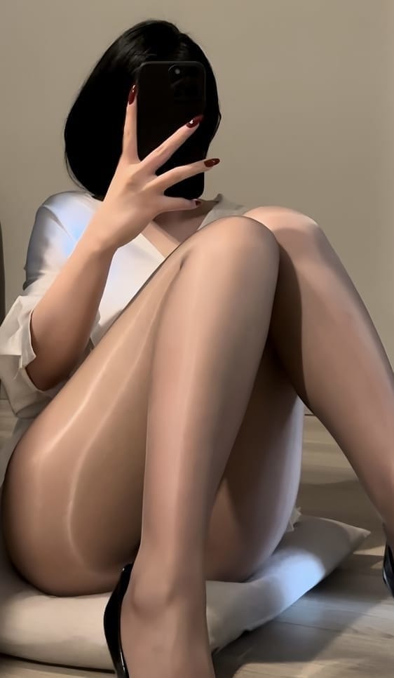 [微密圈]保守的二舅妈 –性感粉色桃心 [15P-13M]