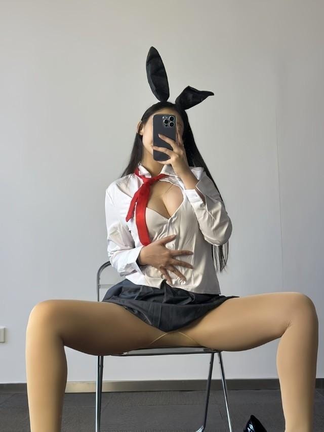 [微密圈]美邵女Baby – 兔女郎学姐性感肉丝[40P1V-484MB]