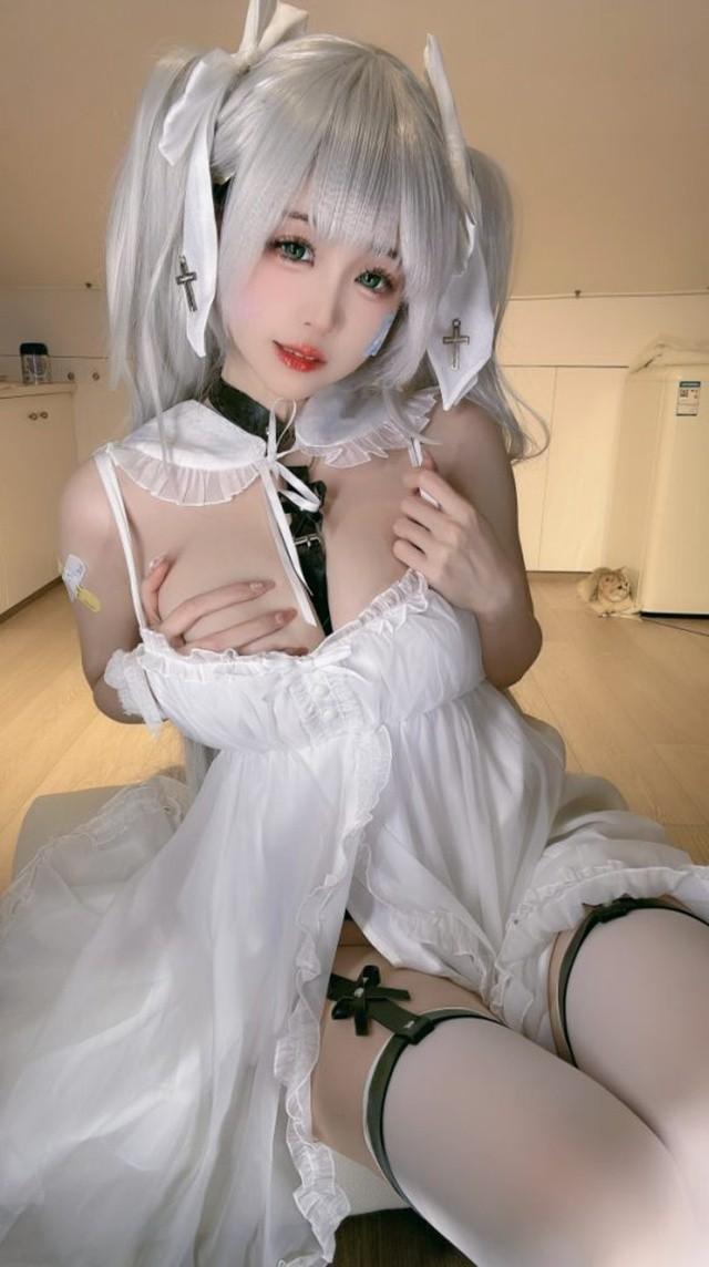 miko酱ww – NO.93 2025年04月订阅 [158P-762MB]